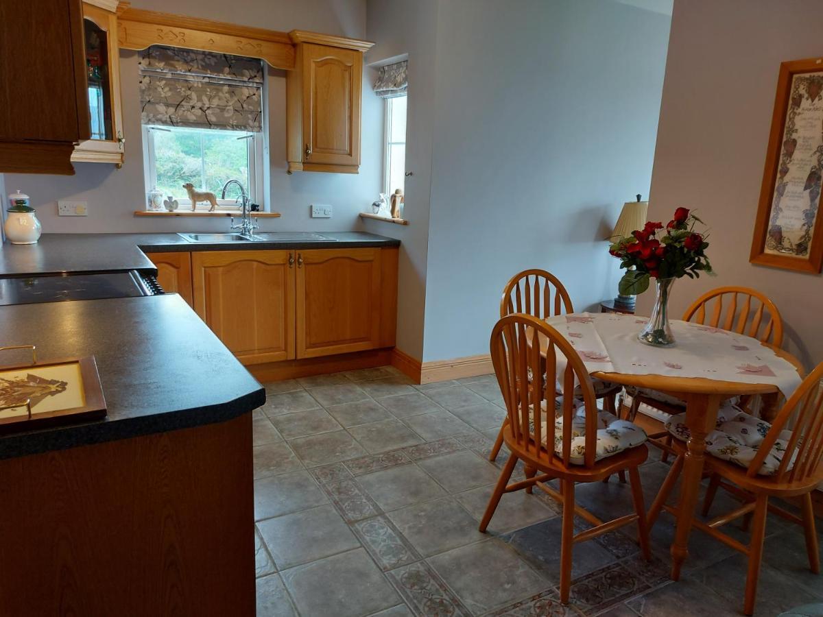 Minaun Cliff View Apartment Keel  ภายนอก รูปภาพ